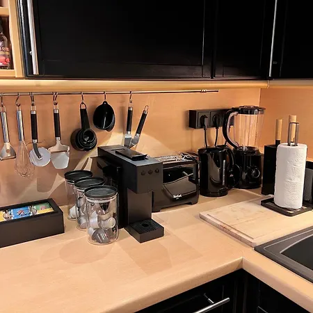 V & S Since 2023 دوسلدورف