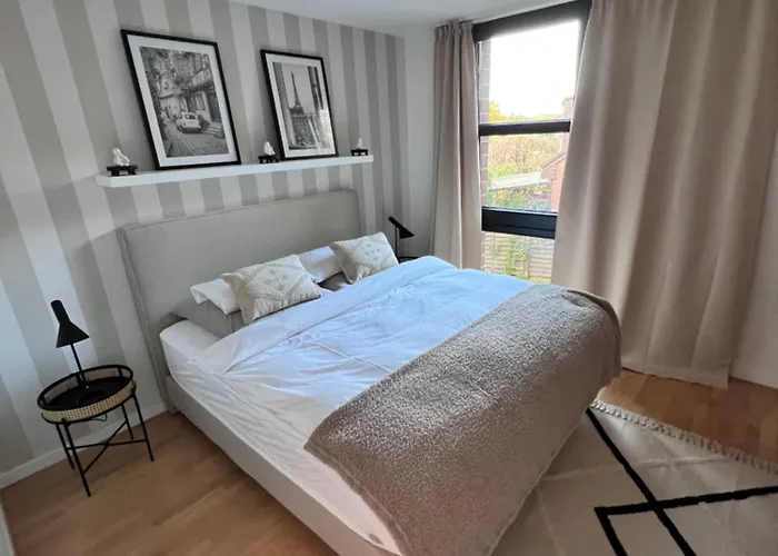 V & S Since 2023 Lejlighed *