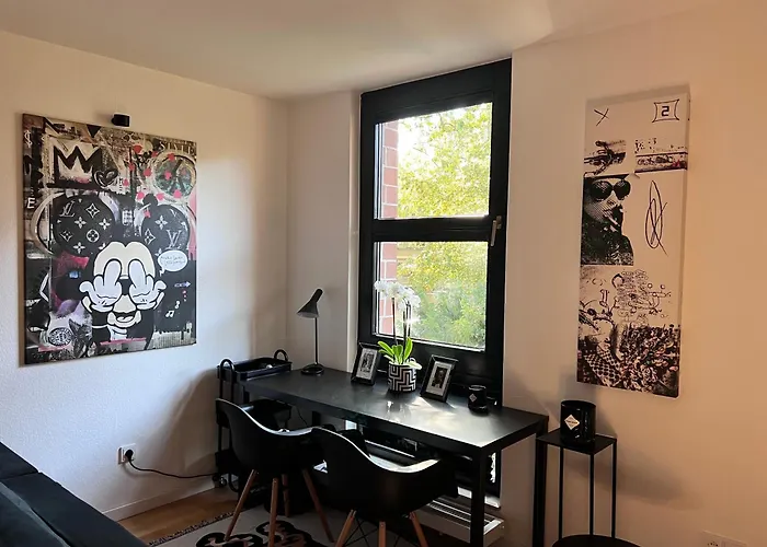 V & S Since 2023 * Düsseldorf