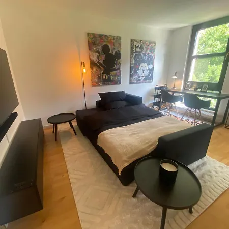 V & S Since 2023 Apartment Düsseldorf